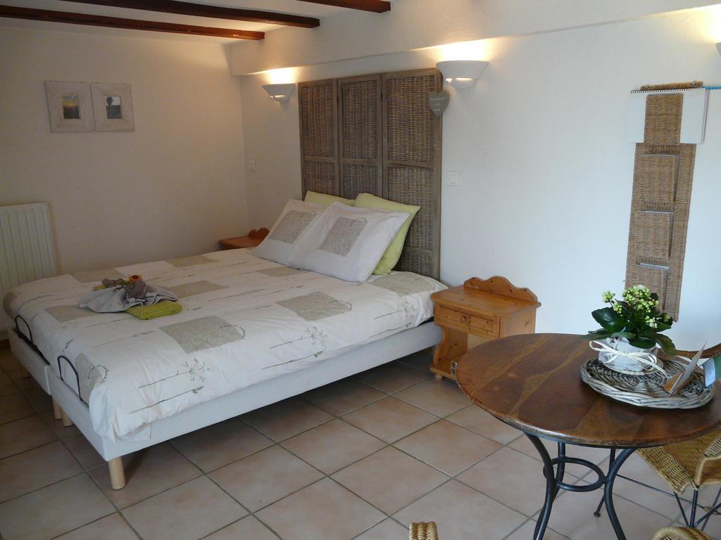 Chambre D'Hotes Grange De La Bastide Laveissière Zewnętrze zdjęcie